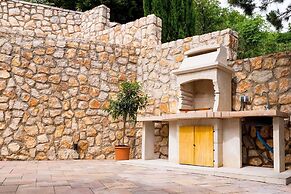 Villa Relax, Amazing View and 2 Pools