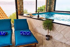 Villa Relax, Amazing View and 2 Pools