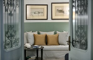 ATHINAIDOS QUARTERS BY K&K