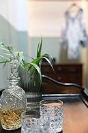 ATHINAIDOS QUARTERS BY K&K