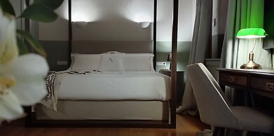 ATHINAIDOS QUARTERS BY K&K