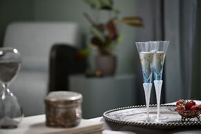 ATHINAIDOS QUARTERS BY K&K