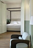 ATHINAIDOS QUARTERS BY K&K