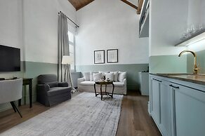 ATHINAIDOS QUARTERS BY K&K