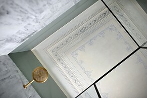 ATHINAIDOS QUARTERS BY K&K