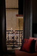 ATHINAIDOS QUARTERS BY K&K