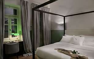 ATHINAIDOS QUARTERS BY K&K