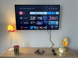 Ageliki's Athens Centre 2BDRM & Parking