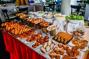 Pefaco Hotel Maya Maya