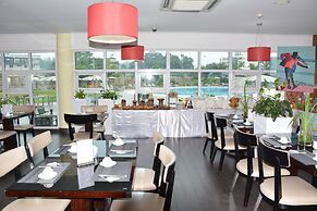 Pefaco Hotel Maya Maya