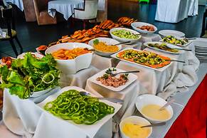 Pefaco Hotel Maya Maya