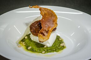 Pefaco Hotel Maya Maya