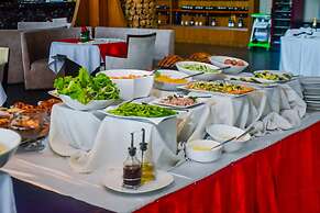 Pefaco Hotel Maya Maya