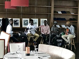 Pefaco Hotel Maya Maya