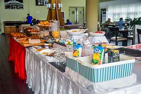 Pefaco Hotel Maya Maya