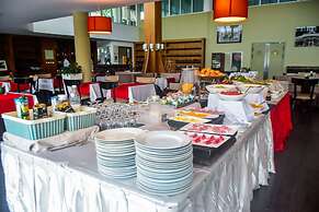 Pefaco Hotel Maya Maya