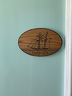 Captain Sweetser's Inn