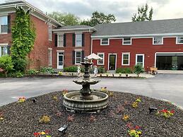 Captain Sweetser's Inn