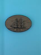 Captain Sweetser's Inn