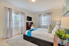 Family-Friendly Beach House, Steps to Beach