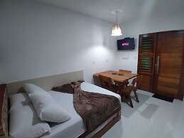 Flats Três Milagres-Pousada