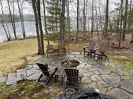 Grand View Log Cabin