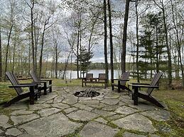 Grand View Log Cabin