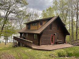 Grand View Log Cabin