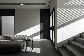 CUBIC Mykonos Seafront Design Suites