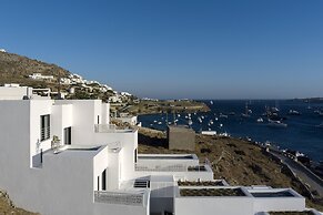 CUBIC Mykonos Seafront Design Suites