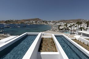 CUBIC Mykonos Seafront Design Suites