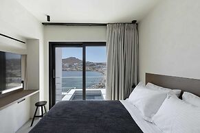 CUBIC Mykonos Seafront Design Suites