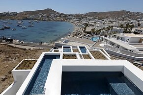 CUBIC Mykonos Seafront Design Suites
