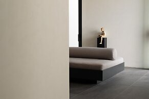 CUBIC Mykonos Seafront Design Suites