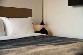 CUBIC Mykonos Seafront Design Suites