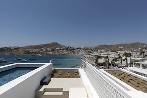 CUBIC Mykonos Seafront Design Suites