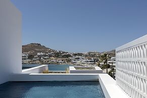 CUBIC Mykonos Seafront Design Suites