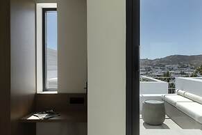 CUBIC Mykonos Seafront Design Suites