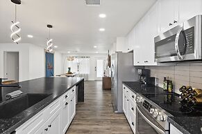 El Descanso in Meyer Park - Heated Pool