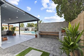 El Descanso in Meyer Park - Heated Pool