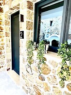 Trocadero Luxury Suites