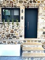 Trocadero Luxury Suites