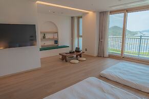 C-ONE Island Hotel & Resort Jaeundo 