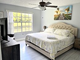 Beautiful Luxury Apartment - Close to Disney