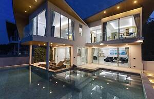 Villa the wave