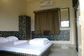Utsav Grand by ShriGo Hotels