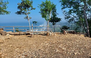 Bukit Shoka Top View Camp