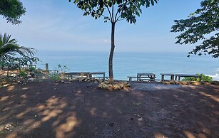 Bukit Shoka Top View Camp