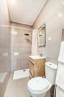 Live Laugh Love Beach Guest Home with AC