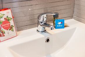 Live Laugh Love Beach Guest Home with AC